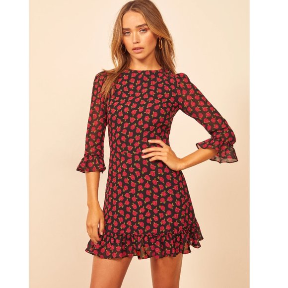 Reformation "Doutzen" Red Roses Mini Dress - Size 4 - Picture 1 of 7